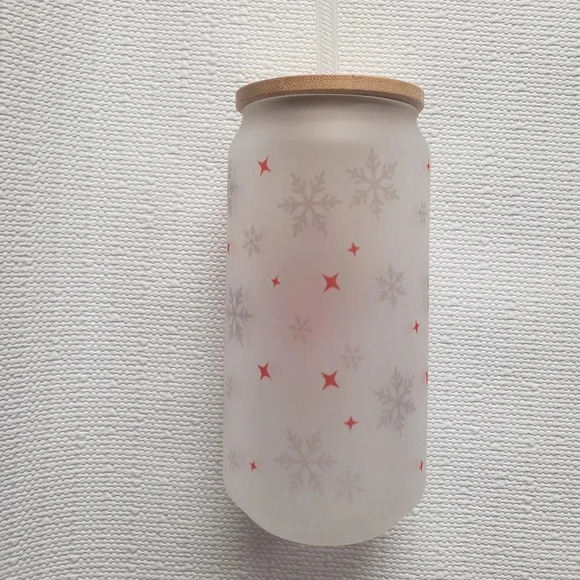 Unicorn reindeer frosted glass cup includes lid and glass straw - Picture 4 of 6